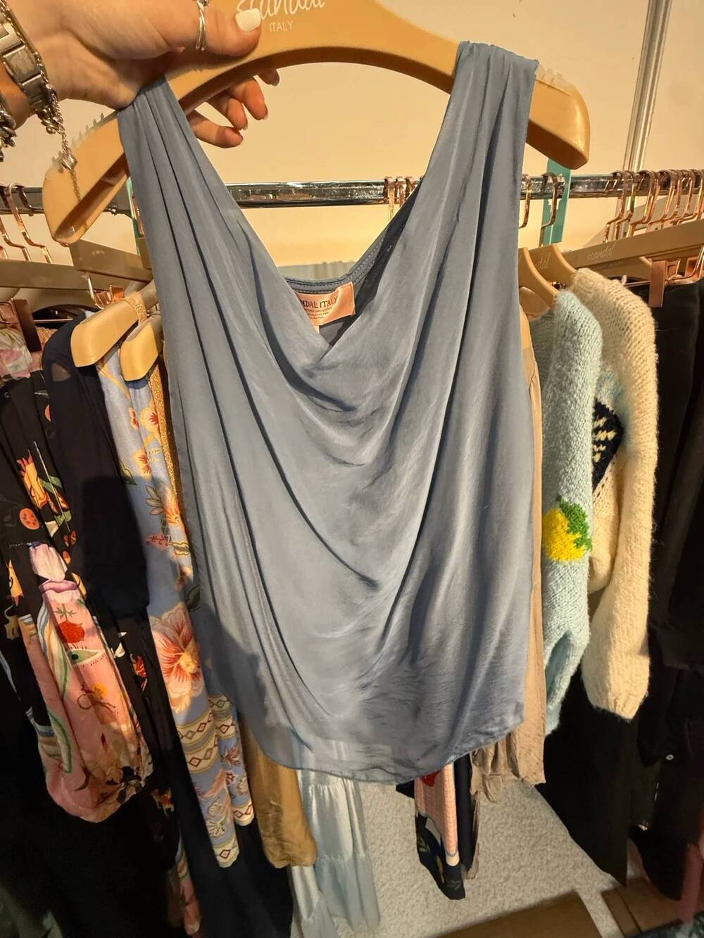 NEW SCANDAL ITALY women's cleo scoopneck top in denim